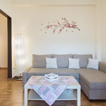 Apartamento de 60 m2, 2 quarto(s) e 1 banheiro(s) em Acropolis - Koukaki Atenas Exterior foto