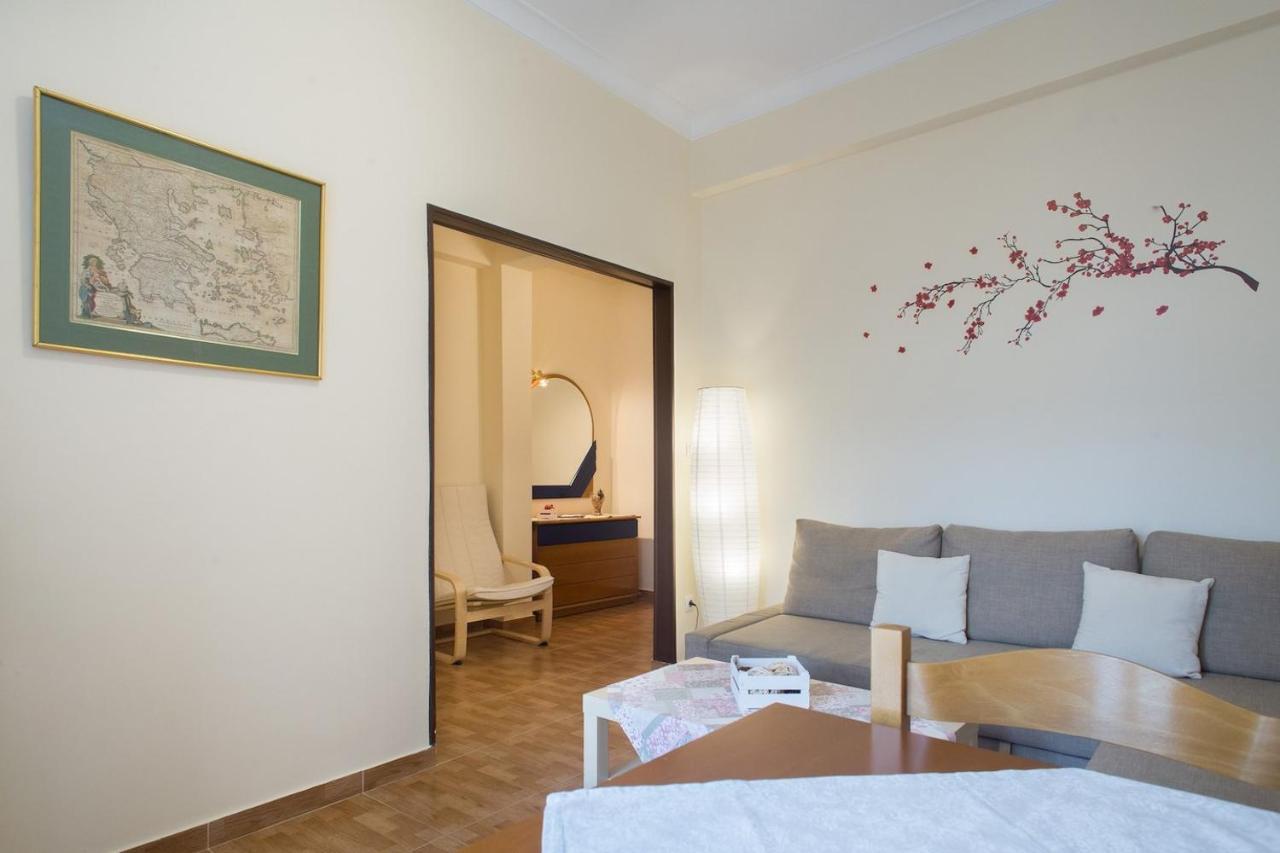 Apartamento de 60 m2, 2 quarto(s) e 1 banheiro(s) em Acropolis - Koukaki Atenas Exterior foto