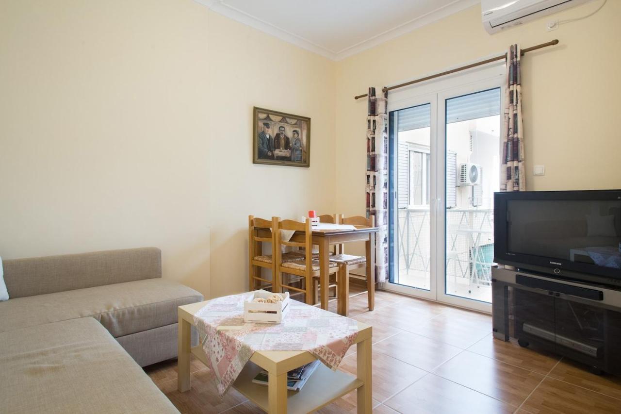 Apartamento de 60 m2, 2 quarto(s) e 1 banheiro(s) em Acropolis - Koukaki Atenas Exterior foto