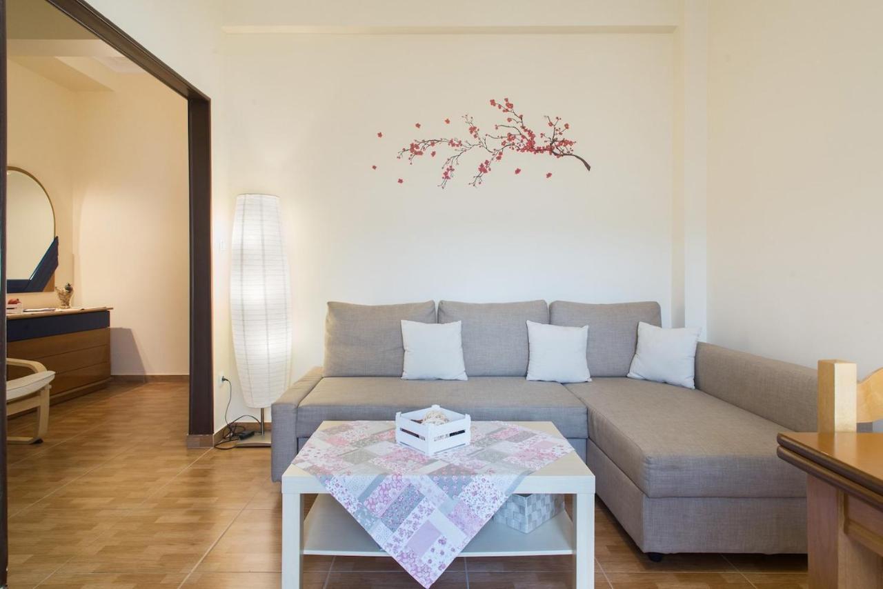 Apartamento de 60 m2, 2 quarto(s) e 1 banheiro(s) em Acropolis - Koukaki Atenas Exterior foto